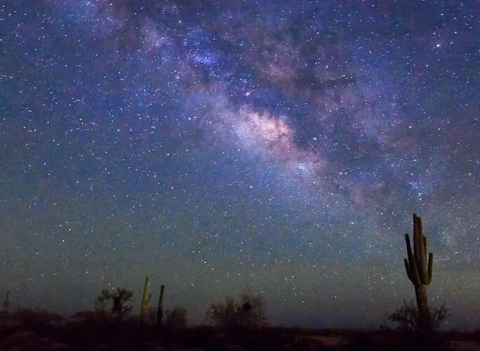 Broken Spur Ranch, Off Gridoasis#stargazing * Valle